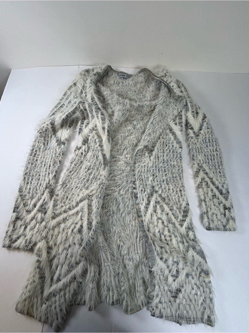 Absolutely Famous Cream and Gray Fuzzy Open-Front Longline Cardigan